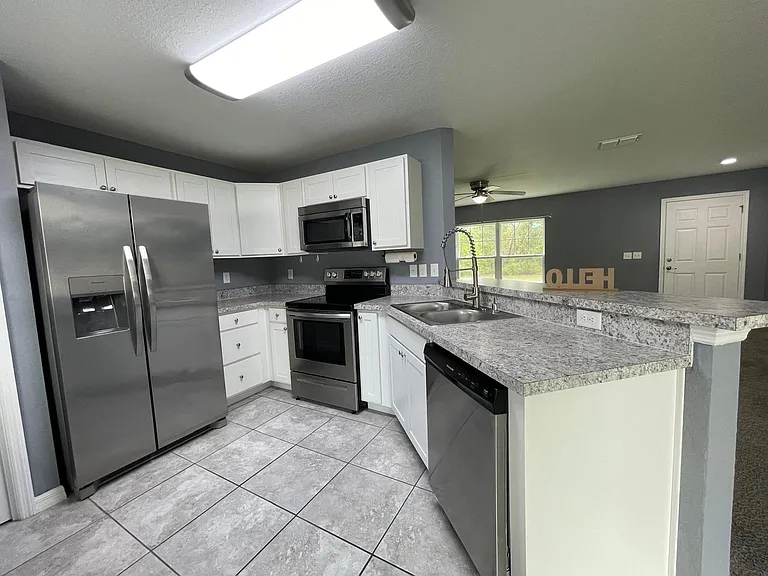 16958 SW 20th Court Rd — Photo 10