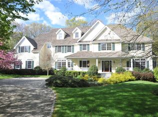 264 Lukes Wood Rd, New Canaan, CT 06840