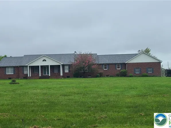 39 Old Bloxham Farm Ln, Clifford Township, PA 18407