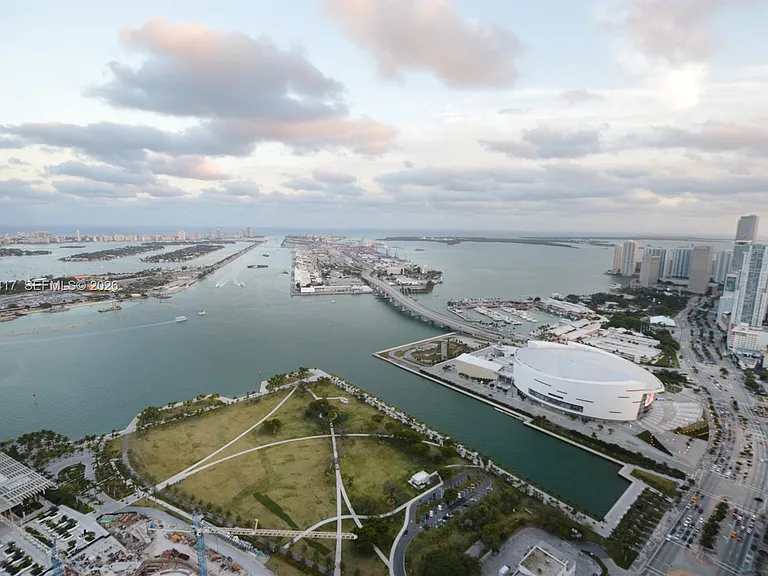 1100 Biscayne Blvd #6104 — Photo 3