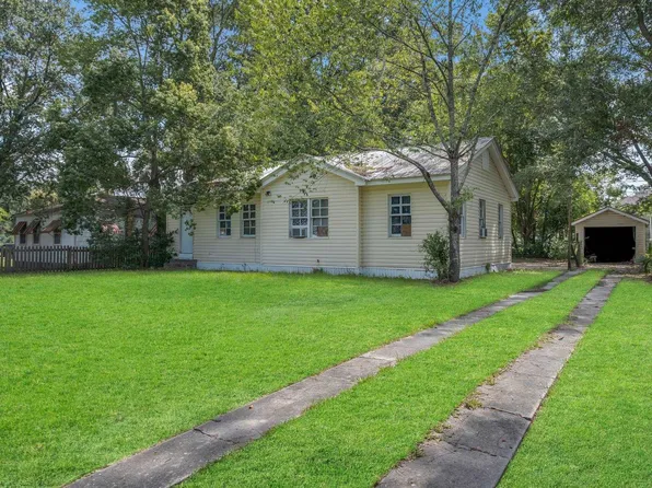 312 N Quincy St, Perry, FL 32347