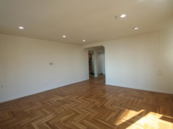 5th image of 69 Lincoln Blvd #5