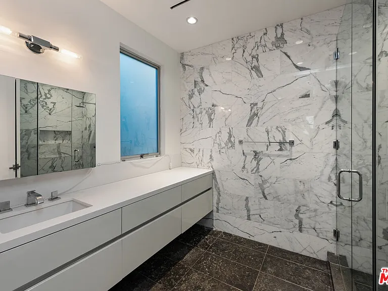 2630 Eden Pl — Photo 26