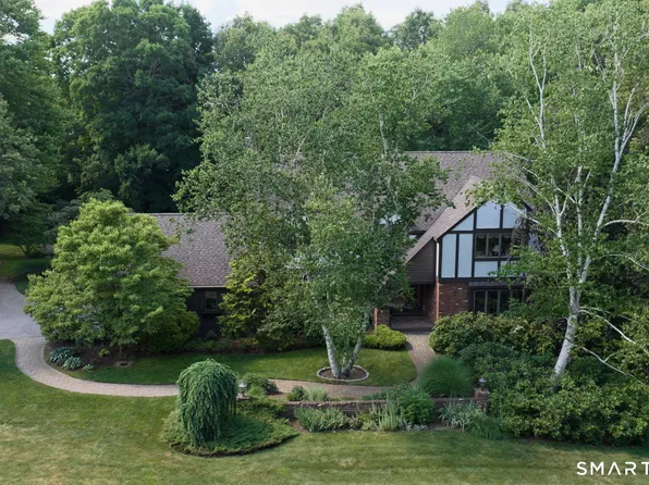 25 Country Lane, Glastonbury, CT 06073