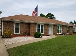 208 Scarborough Rd, Centerville, GA 31028