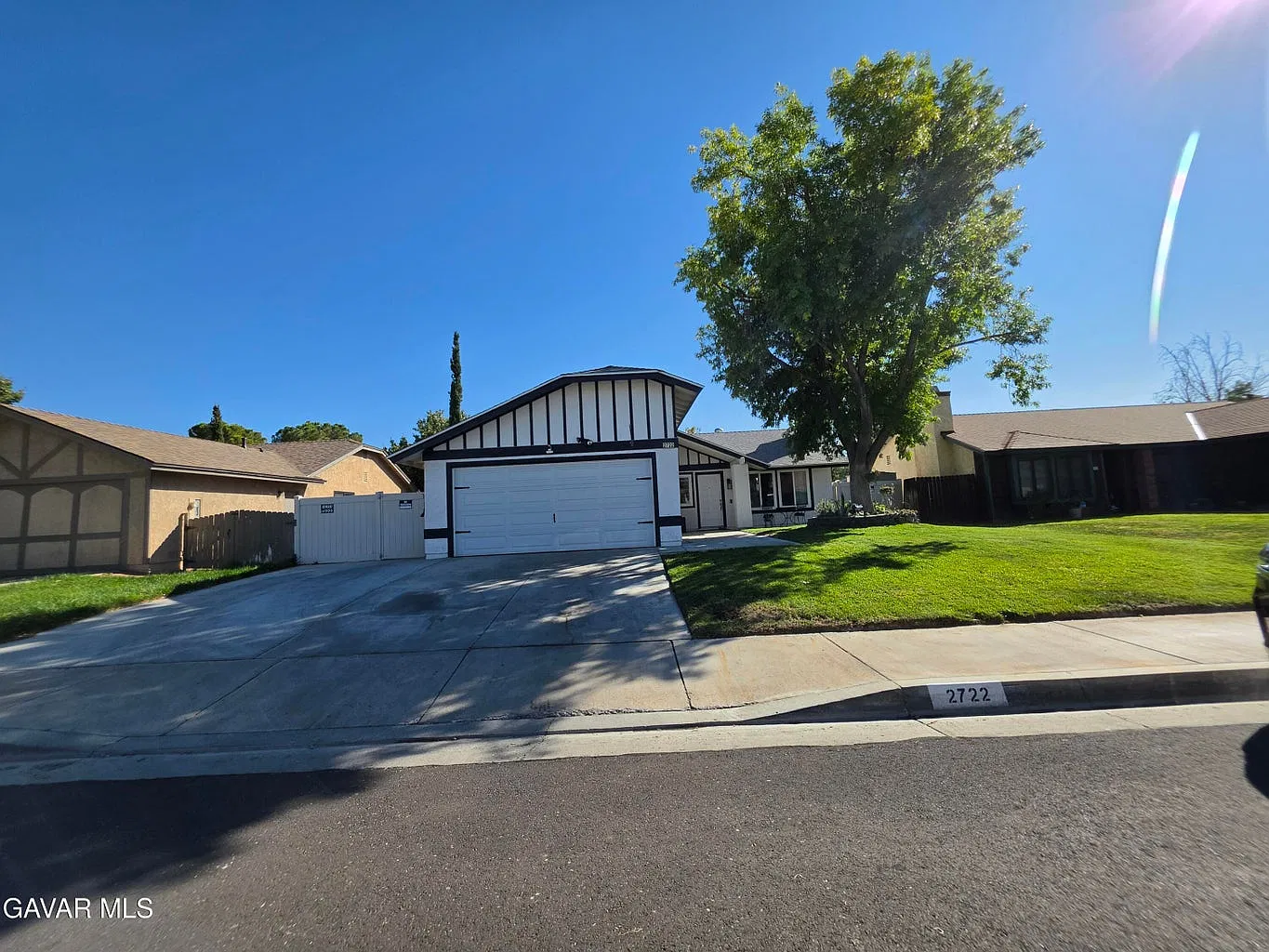 3 bed, 1134 sqft, $2,900 — Photo 2