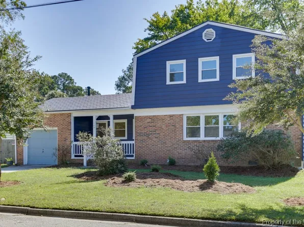129 Fischer Dr, Newport News, VA 23602
