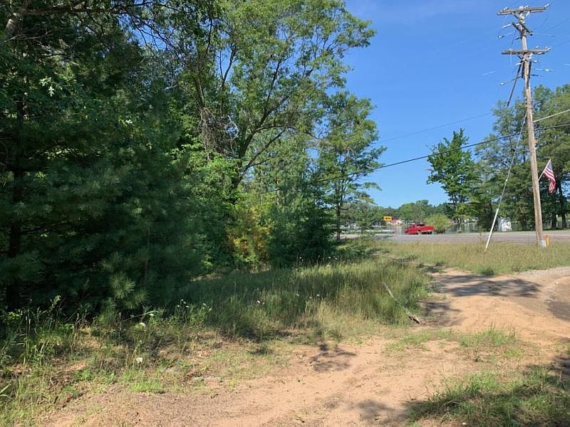 2nd image of Greenwood Rd