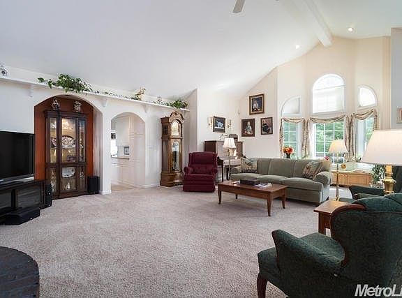 4th image of 3044 Roughrider Ct