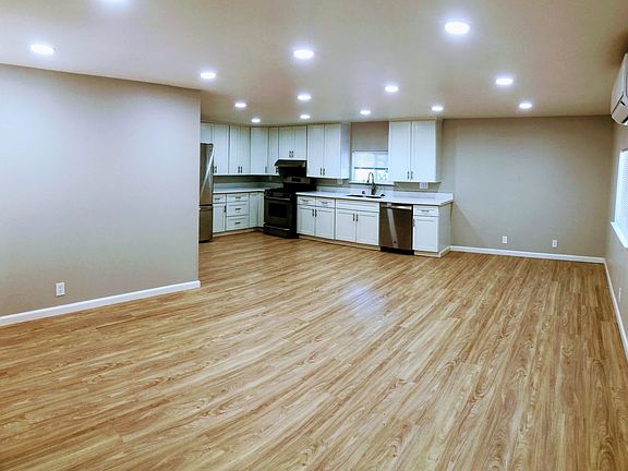 2nd image of 4751 W 40th St