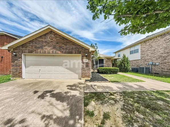 10800 Irish Glen Trl, Haslet, TX 76052