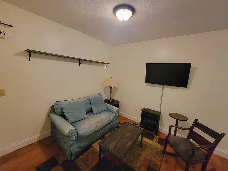 809 S Main St — Photo 6