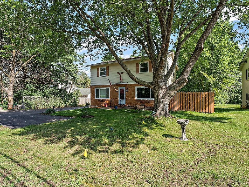 1st image of 2225-2227 Londin Ln E