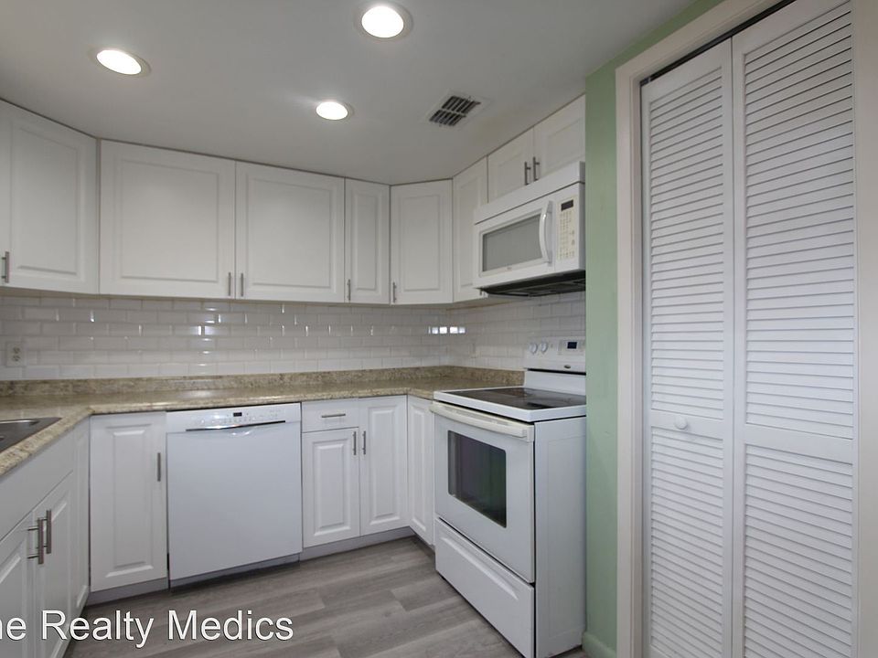 1st image of 3637 Glen Village Ct