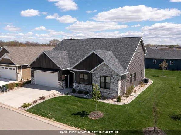 901 Clover Ct, Menasha, WI 54952