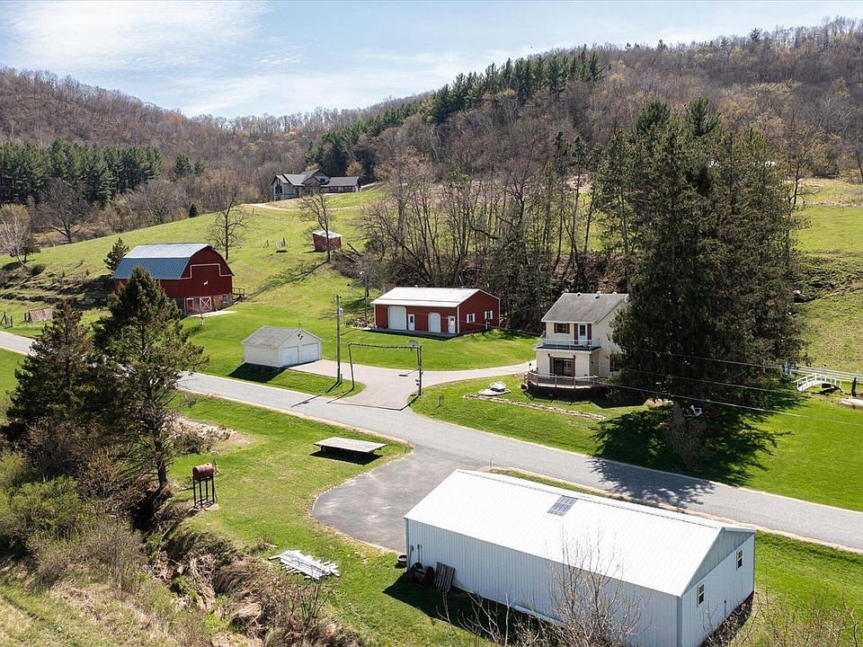 1st image of S921 Sveum Ridge ROAD