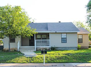 224 Guadalupe St, Kerrville, TX 78028