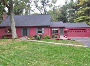 5 Beaverbrook Rd, West Simsbury, CT 06092