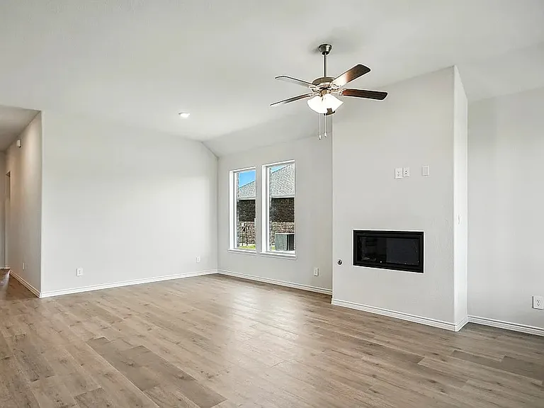 4191 Waldron Trl — Photo 2
