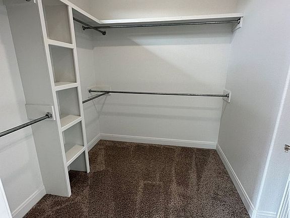 3rd image of 80 Nicci Ln