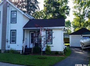 13 James St, Phoenix, NY 13135