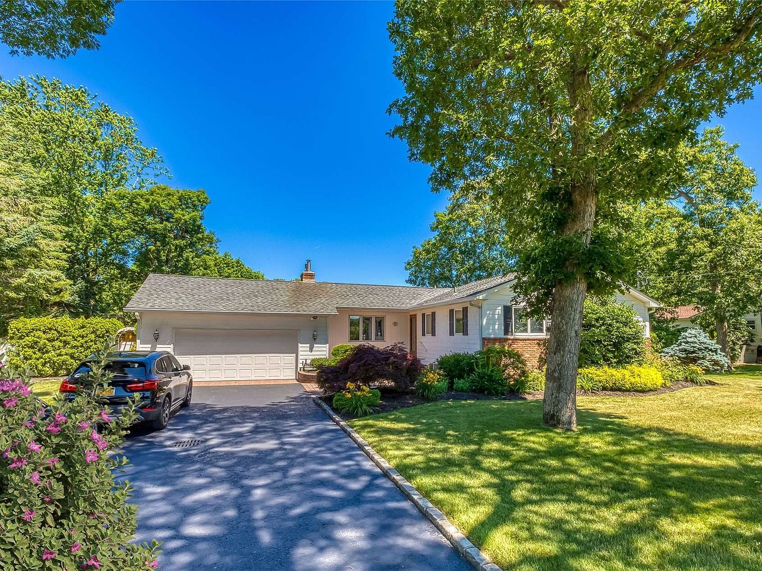 49 Locust Avenue, East Moriches, NY 11940 Zillow