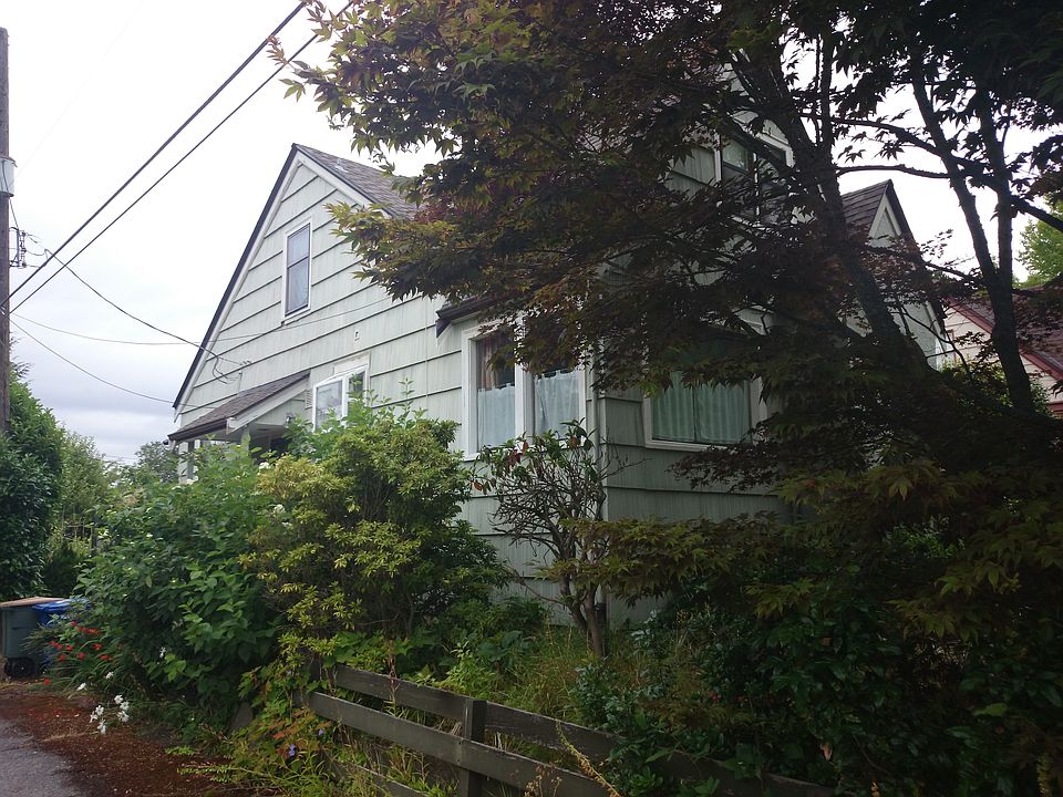 2nd image of 4510 SW Seattle St