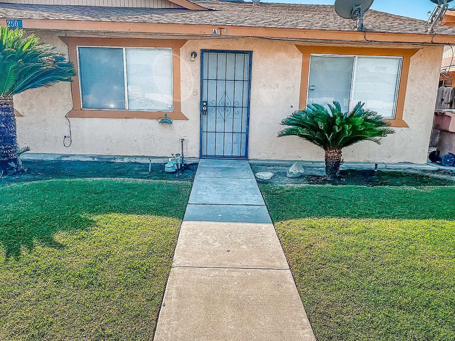 2 bed, 1000 sqft, $1,395 — Photo 2