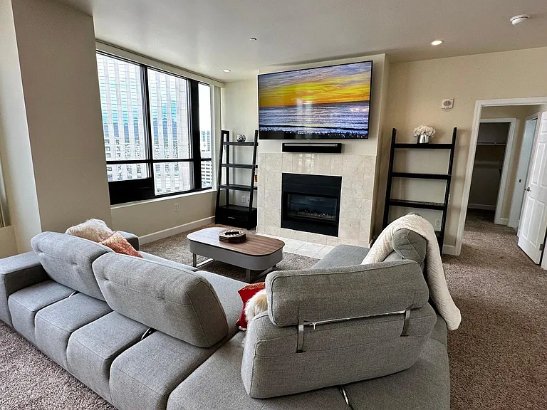 450 N Arlington Ave #1201 — Photo 20