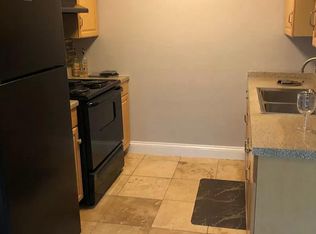 1018 S 7th St #2, Allentown, PA 18103