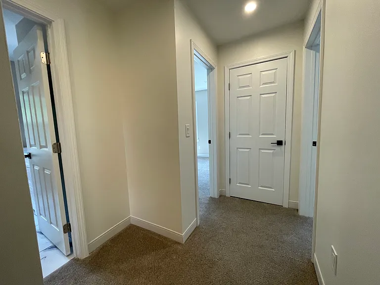 456 N State St #1 — Photo 21