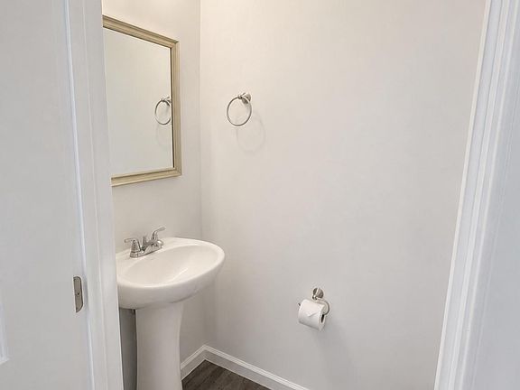 5th image of 231 White Violet Way