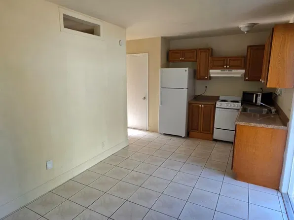 (undisclosed Address), Hollywood, FL 33020