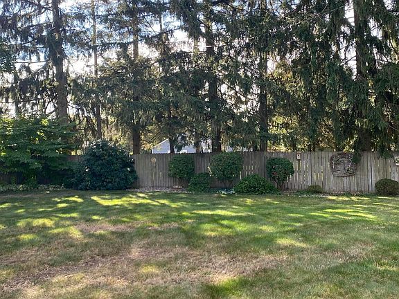5th image of 120 Williams Dr
