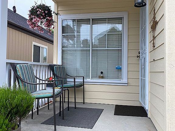 2nd image of 1485 Tammy Way