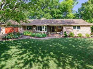 5 Briarcliff Ct, Appleton, WI 54915