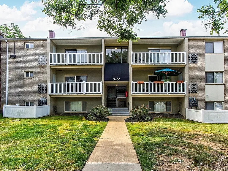 Henson Creek Apartment Homes — Photo 17
