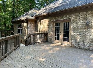 5850 Derrick Rd, Atlanta, GA 30349