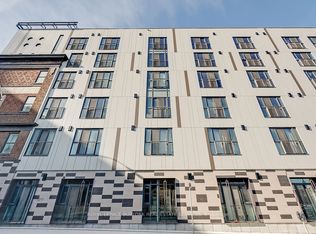 121 King St E #201, Hamilton, ON L8G1L2