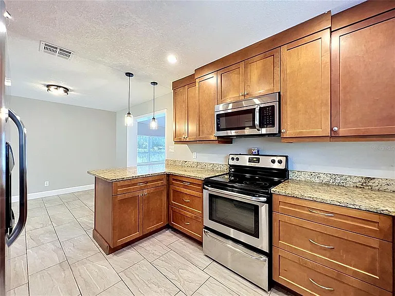 3012 Rogan Rd — Photo 8