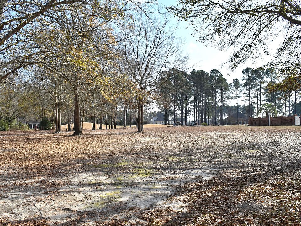 1st image of 20 Lake Arbu Dr