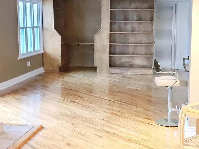 630 Whitney Ave — Photo 6