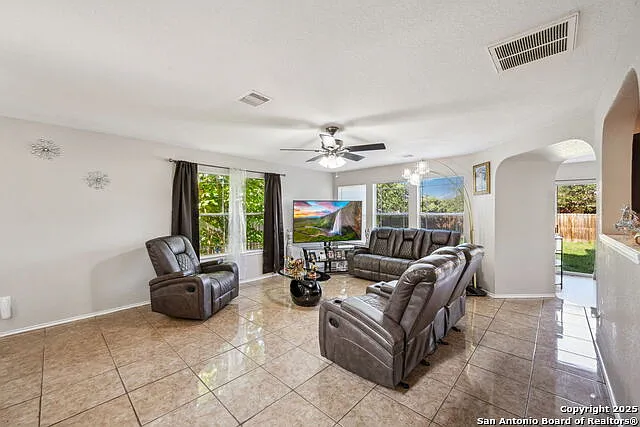 8810 Mesa Vis — Photo 5