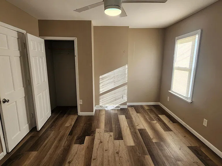 108 E Pacific Ave #2 — Photo 18