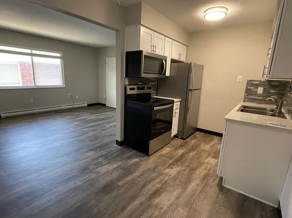 6110 Monroe St, Sylvania, OH 43560