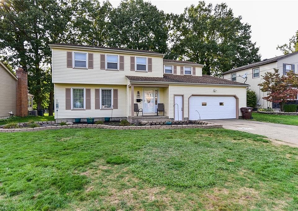 1st image of 497 Oakridge Dr