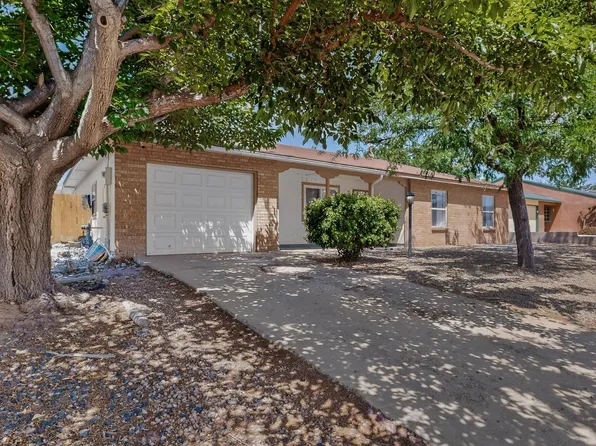 735 Stagecoach Rd SE, Rio Rancho, NM 87124