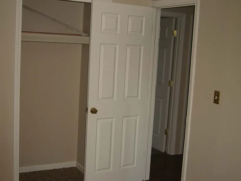 3401 Brae Burn Bedroom 1 -2_12222016