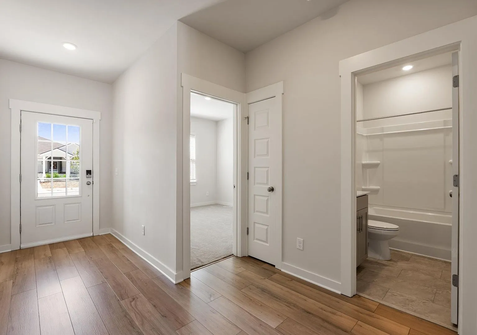 148 Merion Way — Photo 3