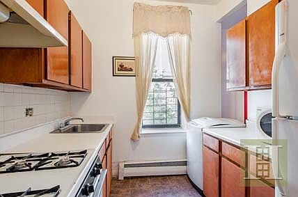 2nd image of 16 E 132nd St APT 2a